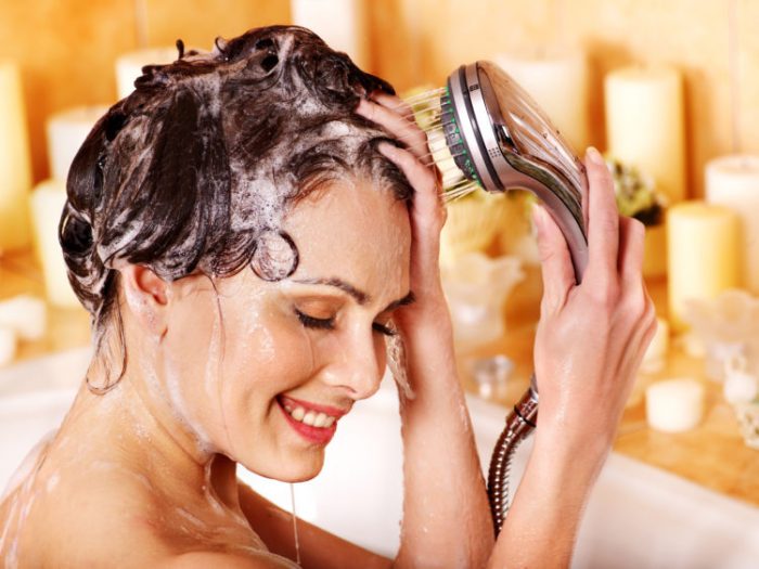 Как выпрямить волосы и при этом не испортить их