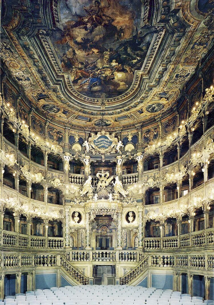 Сaмые красивые оперные театры мира